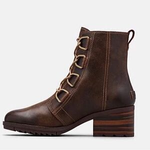 NWT Sorel Women’s Cate Lace up Boots Size 9